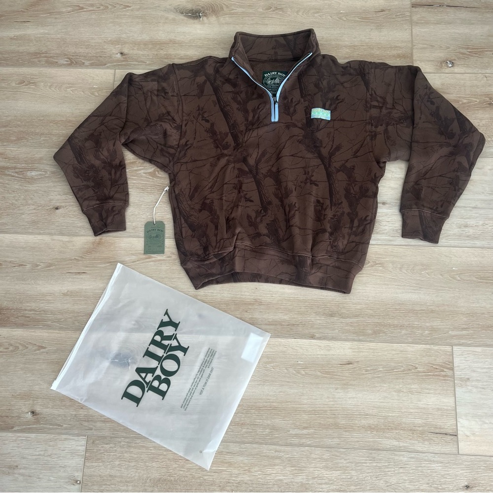 NWT Dairy Boy Heritage Half Zip in Lowcountry Camo